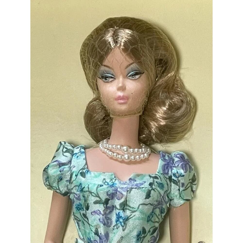 Silkstone Barbie Market Day Fashion Model 2007 Gold Label NRFB